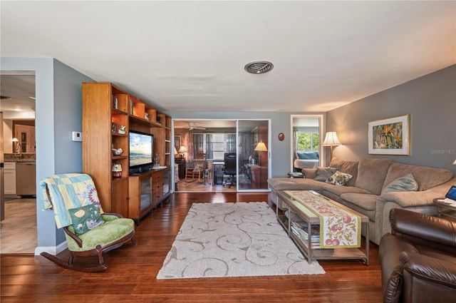 540 GROVE AVENUE NW, Port Charlotte, FL 33952