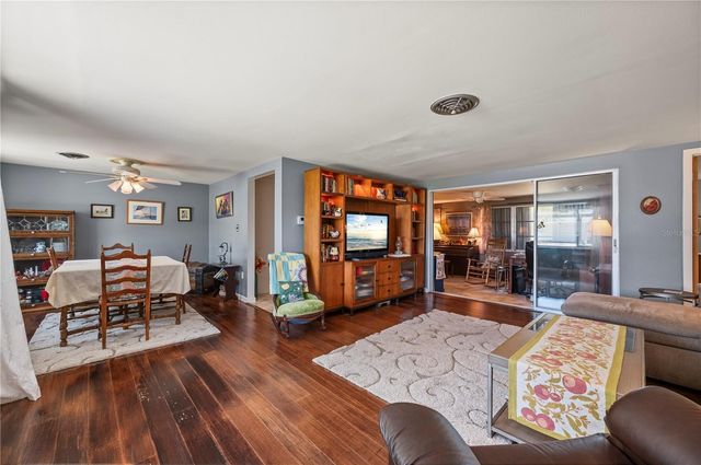 540 GROVE AVENUE NW, Port Charlotte, FL 33952