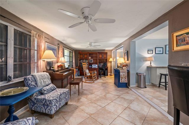 540 GROVE AVENUE NW, Port Charlotte, FL 33952