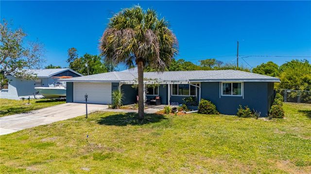 540 GROVE AVENUE NW, Port Charlotte, FL 33952