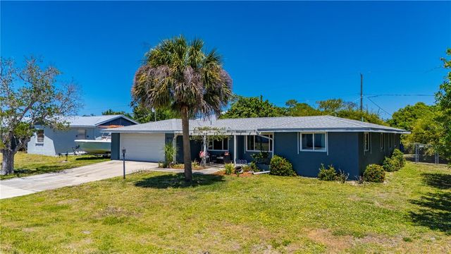 540 GROVE AVENUE NW, Port Charlotte, FL 33952