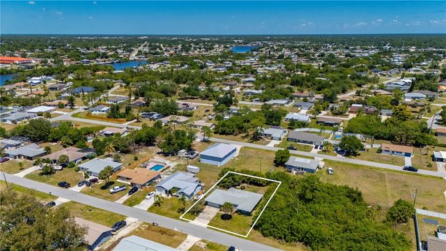 540 GROVE AVENUE NW, Port Charlotte, FL 33952