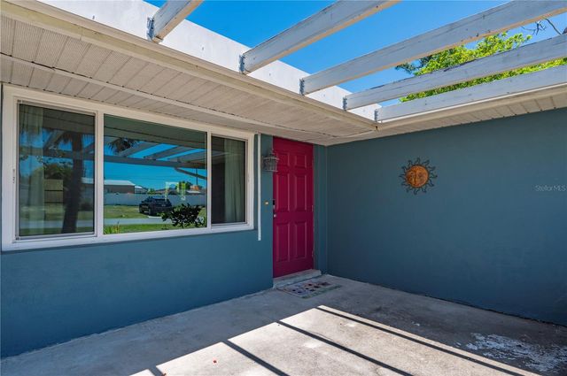 540 GROVE AVENUE NW, Port Charlotte, FL 33952