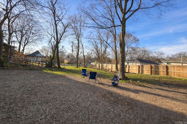 2112 W 19th St, Little Rock, AR 72202