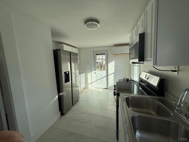 852 Brook Street, Lynchburg, VA 24501