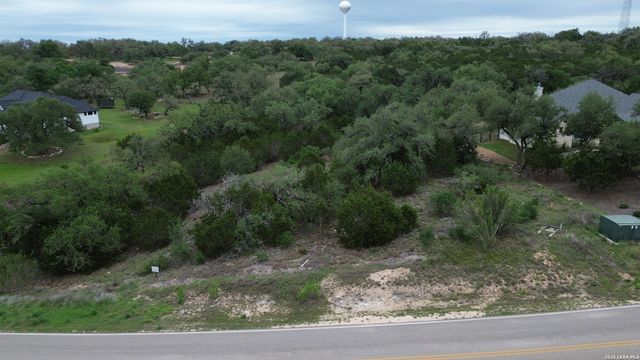 371 Curvatura, New Braunfels, TX 78132