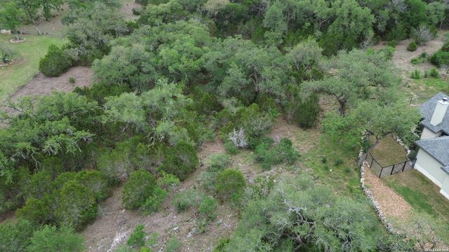 371 Curvatura, New Braunfels, TX 78132