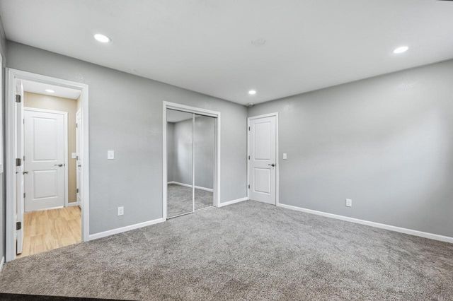 6901 Middle ROAD, Racine, WI 53402