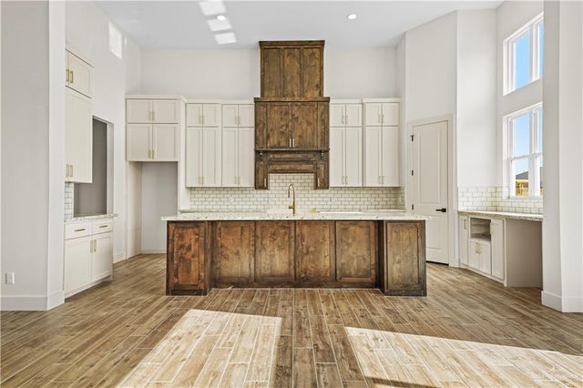 3018 N Adler, Edinburg, TX 78541