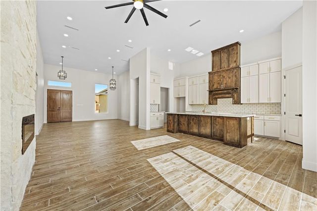 3018 N Adler, Edinburg, TX 78541