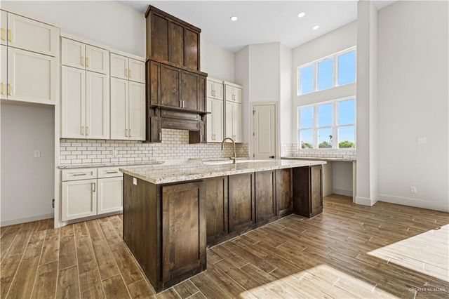 3018 N Adler, Edinburg, TX 78541