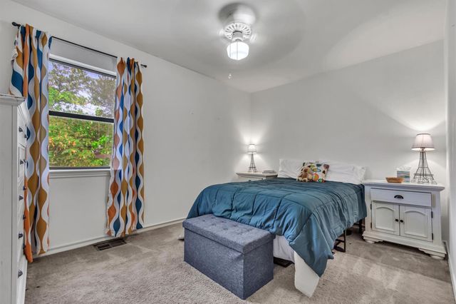 31 Fairview DR, Round Rock, TX 78665