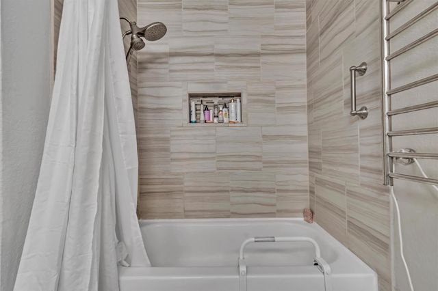 31 Fairview DR, Round Rock, TX 78665