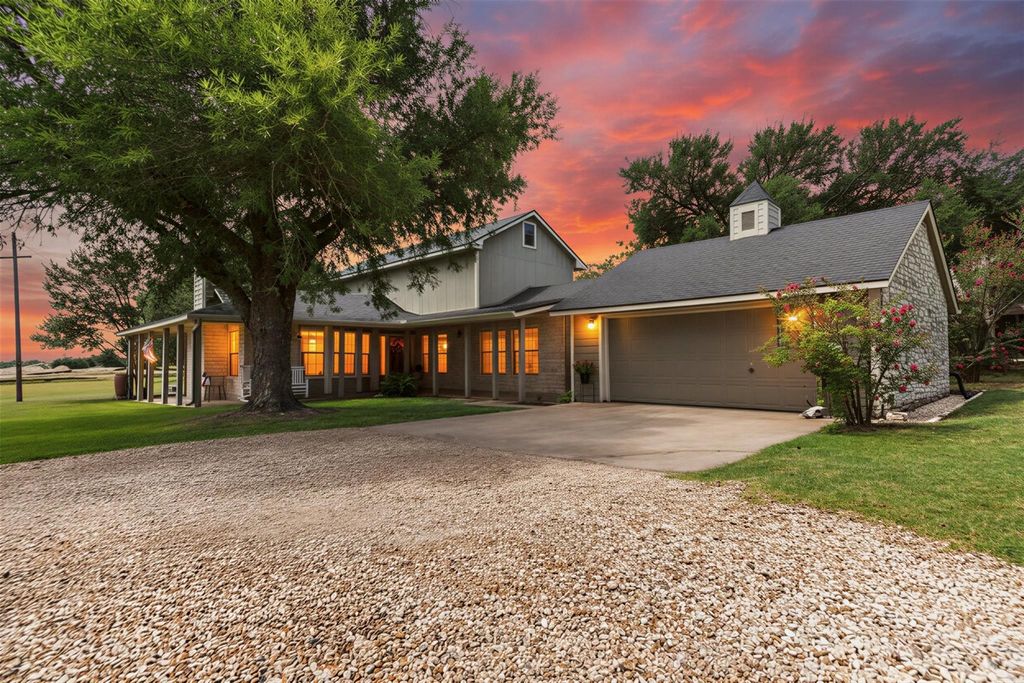 31 Fairview DR, Round Rock, TX 78665