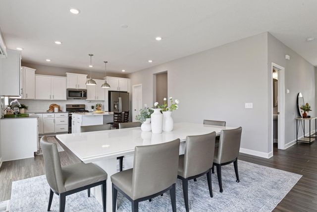 5548 Catkin Way, Victoria, MN 55386