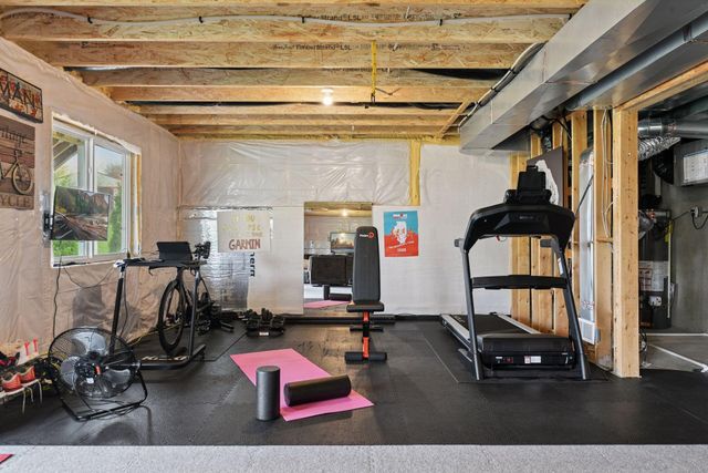 5548 Catkin Way, Victoria, MN 55386