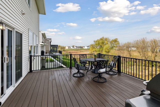 5548 Catkin Way, Victoria, MN 55386