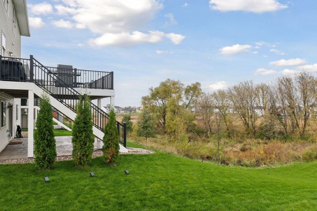 5548 Catkin Way, Victoria, MN 55386