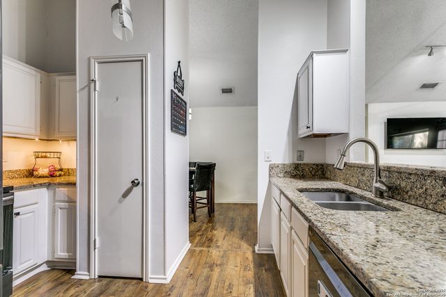 15207 EAGLE RUN, San Antonio, TX 78233