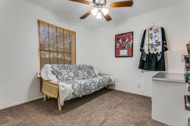 15207 EAGLE RUN, San Antonio, TX 78233