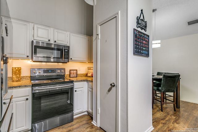 15207 EAGLE RUN, San Antonio, TX 78233