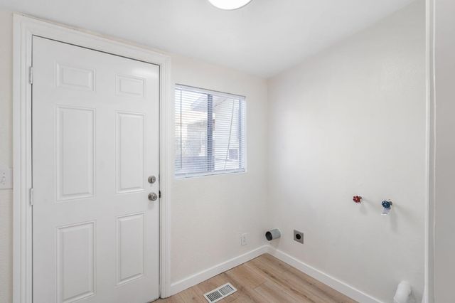 1231 D St, Sacramento, CA 95814