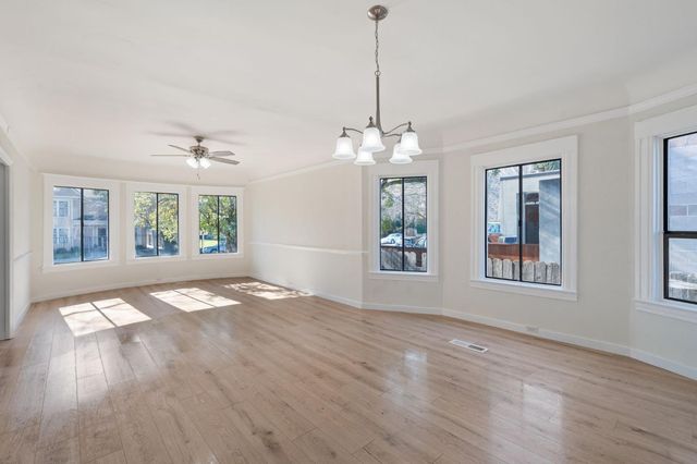 1231 D St, Sacramento, CA 95814