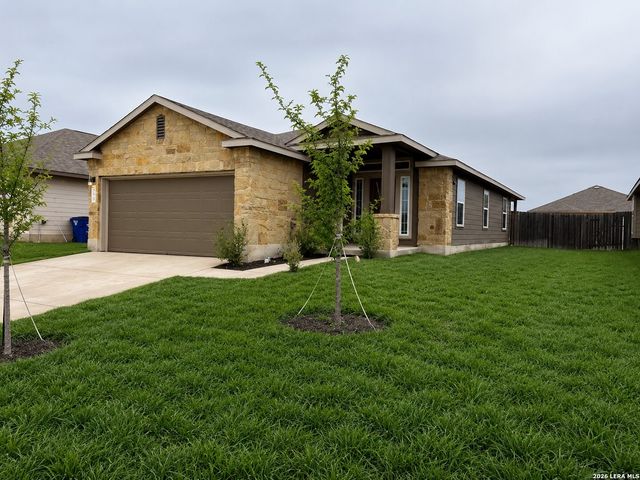 2277 Olive Hill Dr, New Braunfels, TX 78130