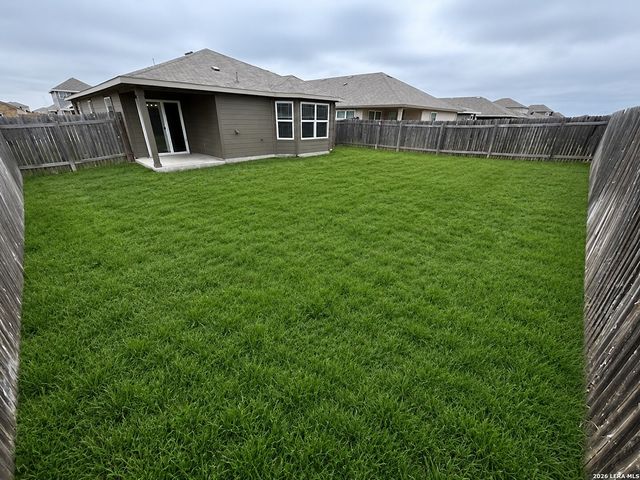 2277 Olive Hill Dr, New Braunfels, TX 78130