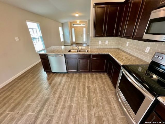 2277 Olive Hill Dr, New Braunfels, TX 78130