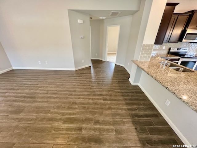 2277 Olive Hill Dr, New Braunfels, TX 78130