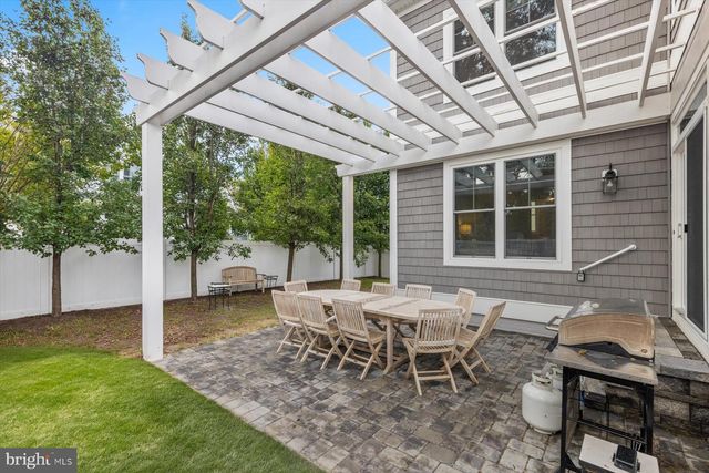 302 LAUREL ST, Rehoboth Beach, DE 19971