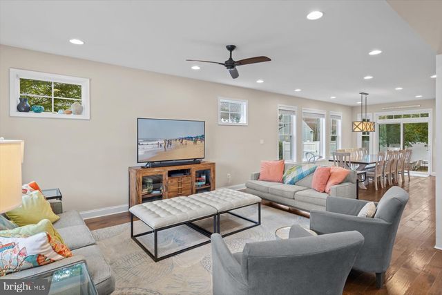 302 LAUREL ST, Rehoboth Beach, DE 19971