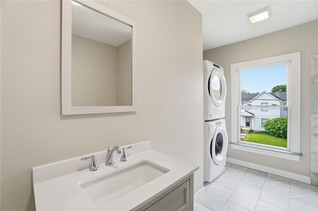 1045 Wyoming Street, Dayton, OH 45410