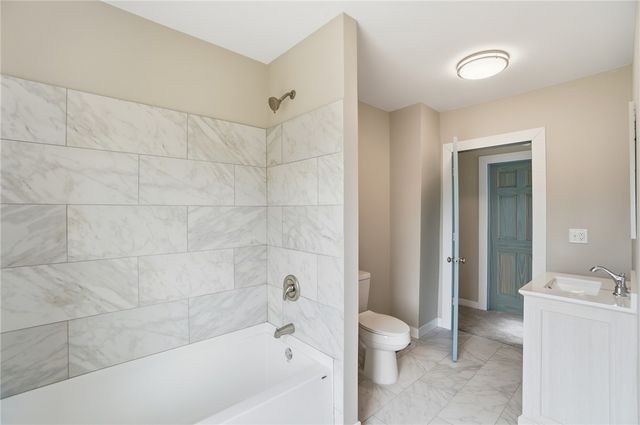 1045 Wyoming Street, Dayton, OH 45410
