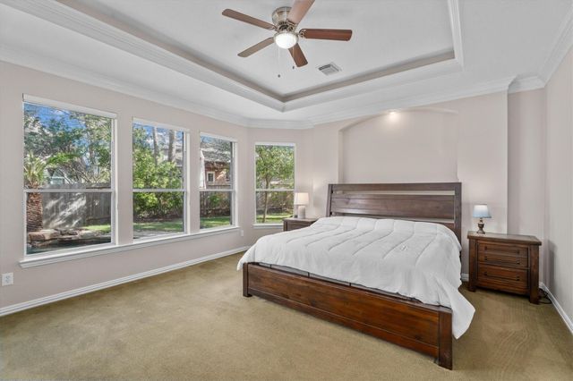 15 Barlow Court, The Woodlands, TX 77382