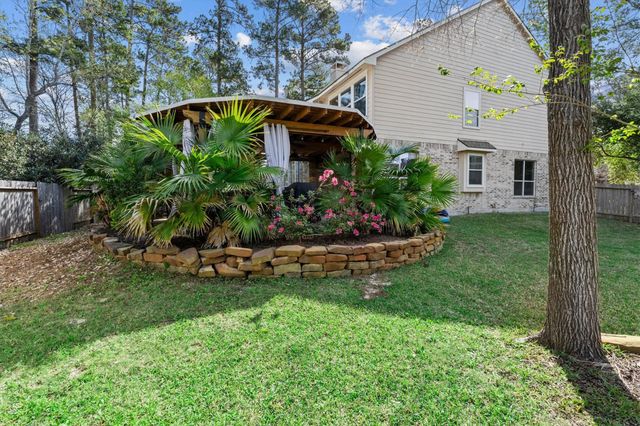 15 Barlow Court, The Woodlands, TX 77382