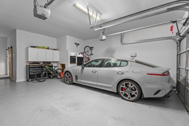 15 Barlow Court, The Woodlands, TX 77382