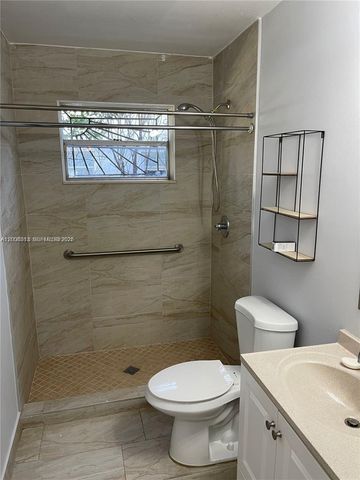 1074 NW 27th St, Miami, FL 33127