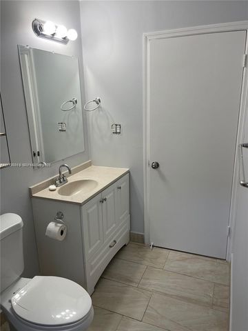 1074 NW 27th St, Miami, FL 33127