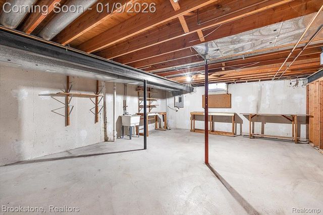 17791 Priscilla Drive, Clinton Charter Township, MI 48038