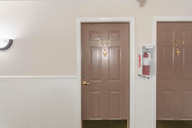 527 Ivy Ridge Drive, Building 10, Newport, KY 41076