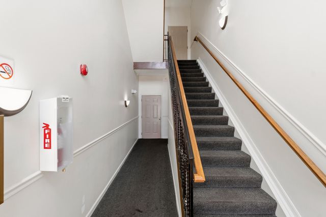 527 Ivy Ridge Drive, Building 10, Newport, KY 41076