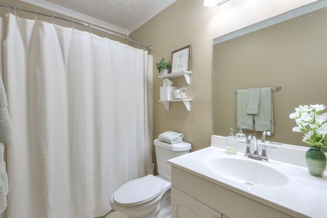 2883 Torreya Way SE, Marietta, GA 30067