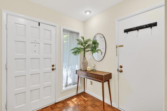 2883 Torreya Way SE, Marietta, GA 30067