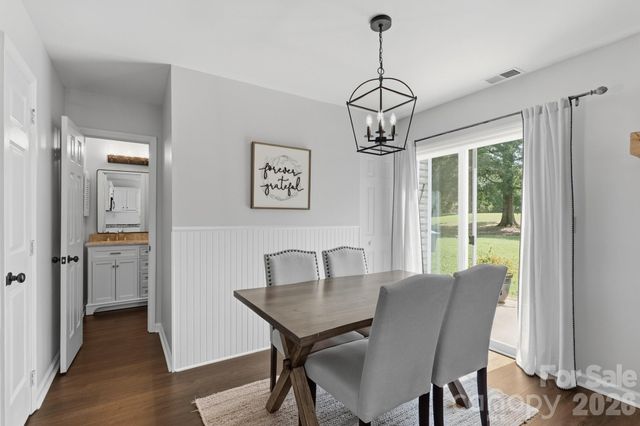 8219 Golf Ridge Drive, Charlotte, NC 28277
