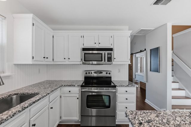 8219 Golf Ridge Drive, Charlotte, NC 28277