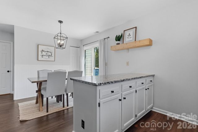 8219 Golf Ridge Drive, Charlotte, NC 28277