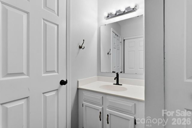8219 Golf Ridge Drive, Charlotte, NC 28277