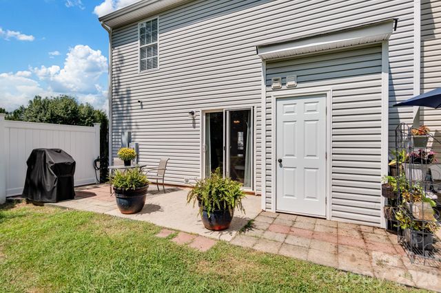 8219 Golf Ridge Drive, Charlotte, NC 28277